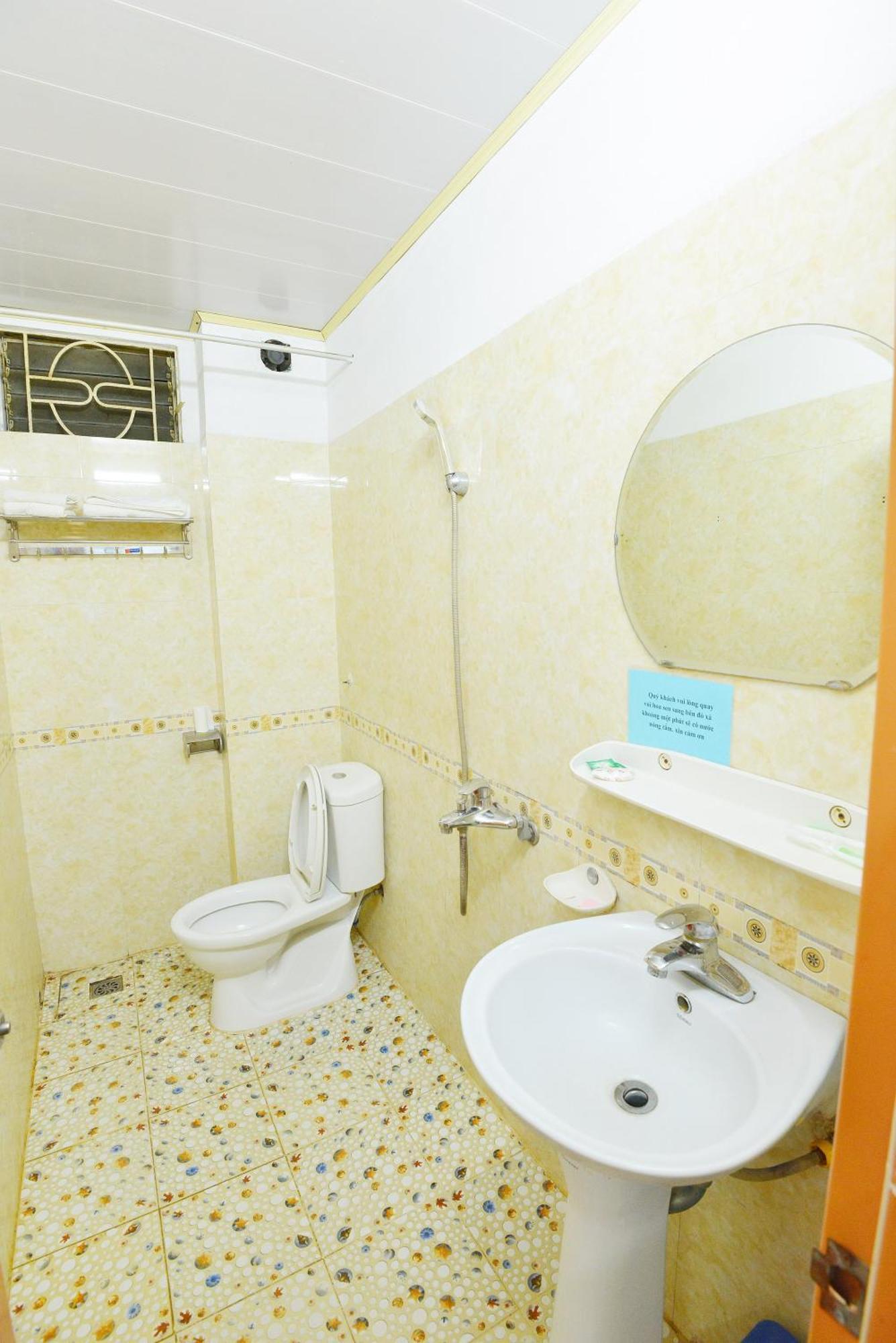 Hotel Khach San Dong Phuong Lang Son Exterior foto